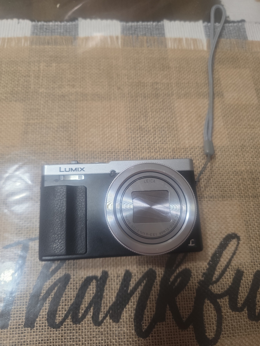 Panasonic Lumix Compact Digital Camera in Black